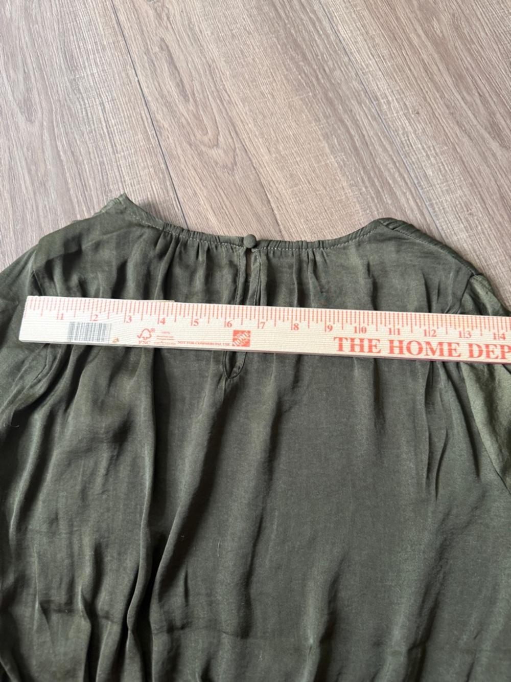 Tahari Pleated Blouse - SZ S - Picture 10 of 12